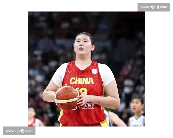 张子宇:内线统治力与战术适配挑战 张子宇:内线统治力与战术适配挑战