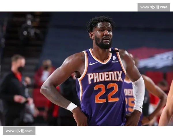 艾顿开拓者生涯:场均 15+10 高效两双却遭买断,内线支柱为何成重建牺牲品?