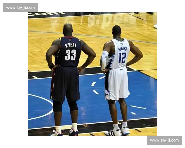 奥尼尔罕见显娇小！五人合影中竟有中国巨人姚明